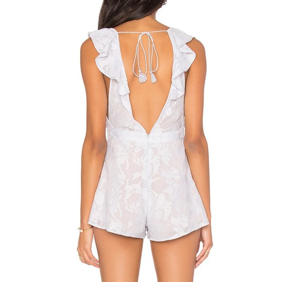 The Jetset Diaries L NWT Wanderlust Dusty Lavender Ruffle Shorts - Picture 3 of 14